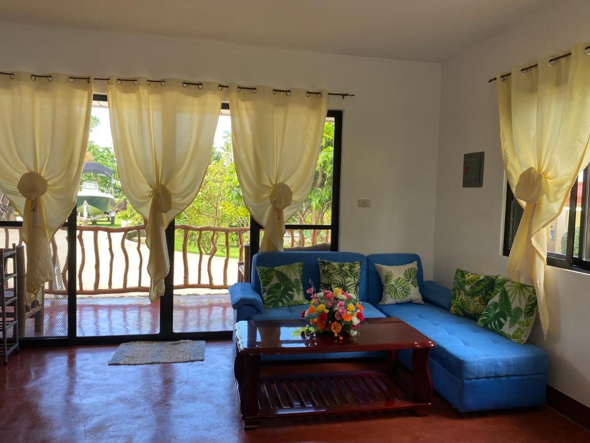 Tongatok Cliff Resort Mambajao Kültér fotó