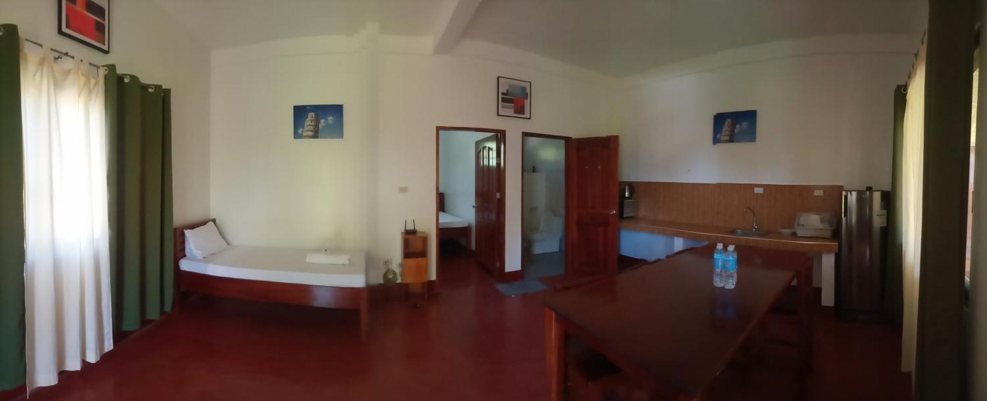 Tongatok Cliff Resort Mambajao Kültér fotó