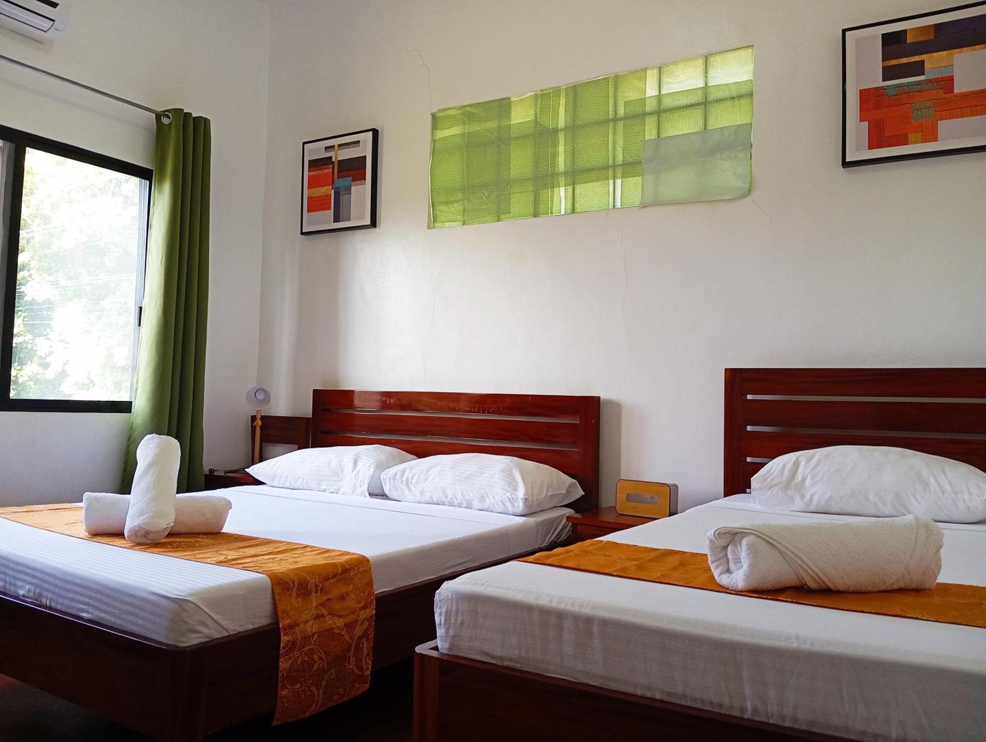 Tongatok Cliff Resort Mambajao Kültér fotó