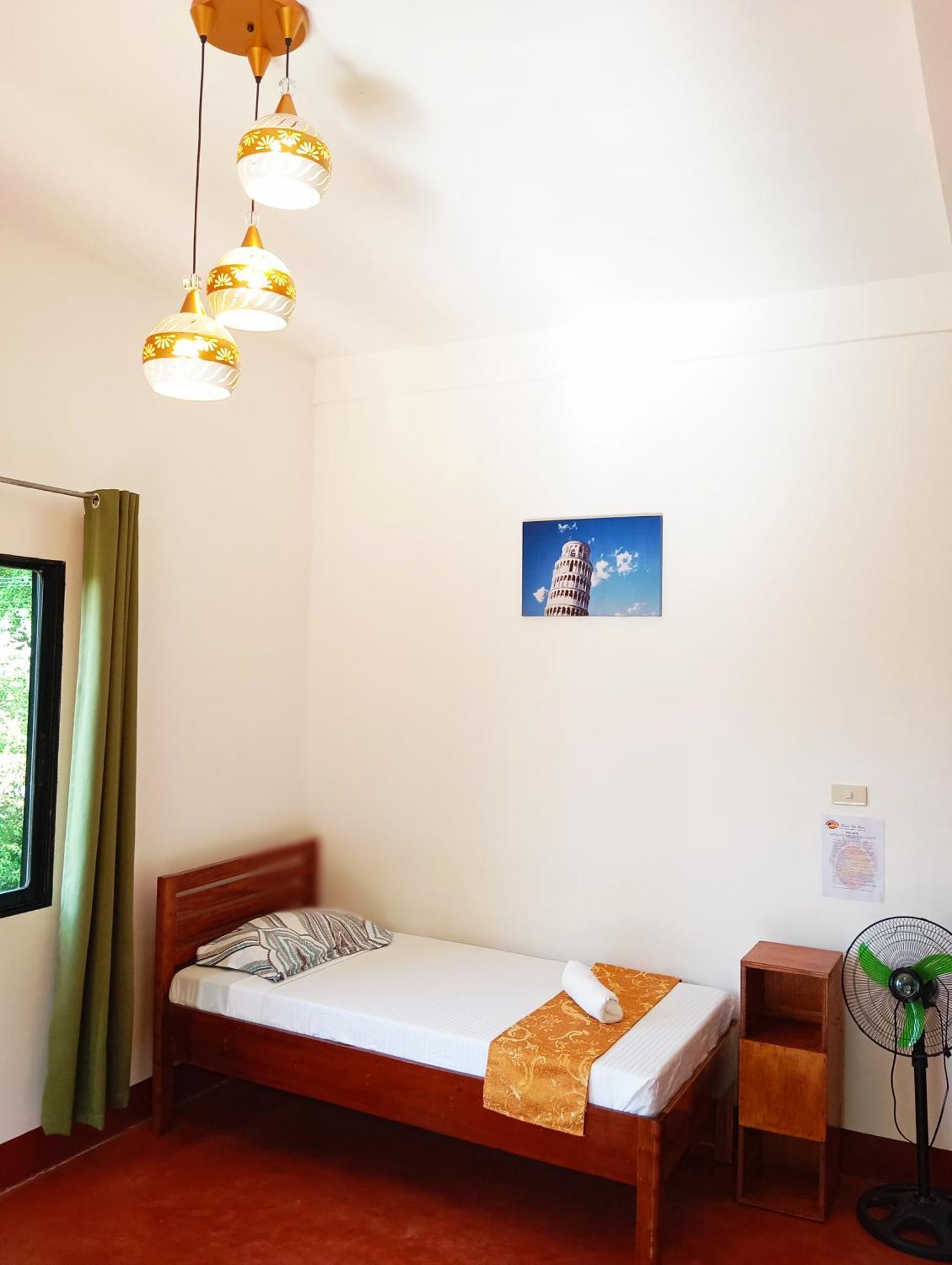 Tongatok Cliff Resort Mambajao Kültér fotó