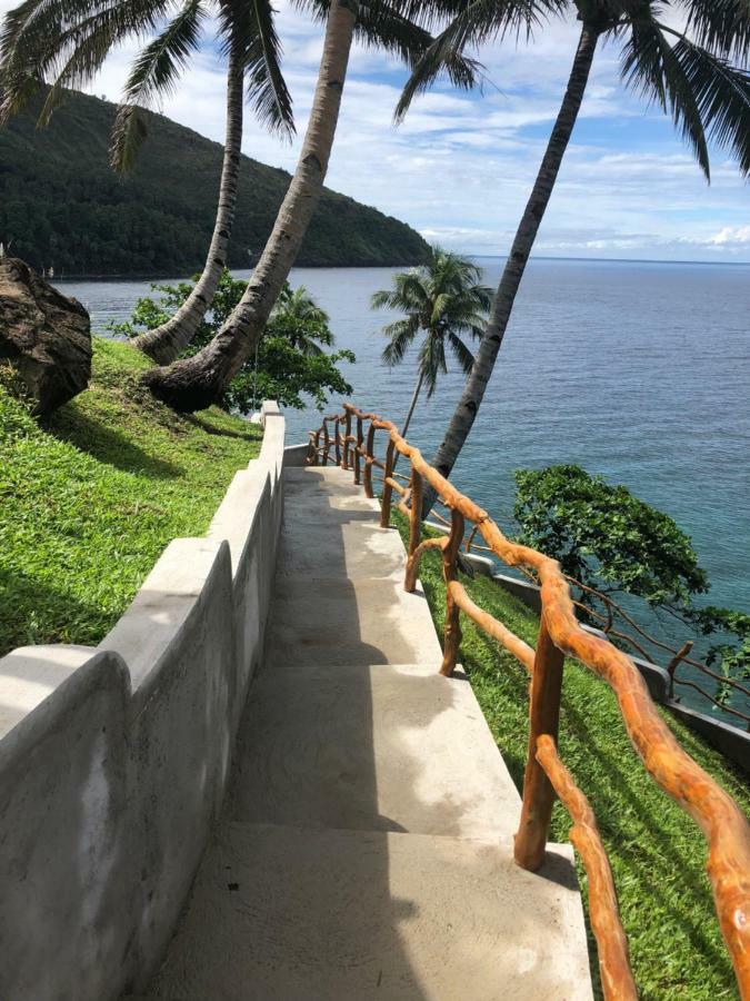 Tongatok Cliff Resort Mambajao Kültér fotó